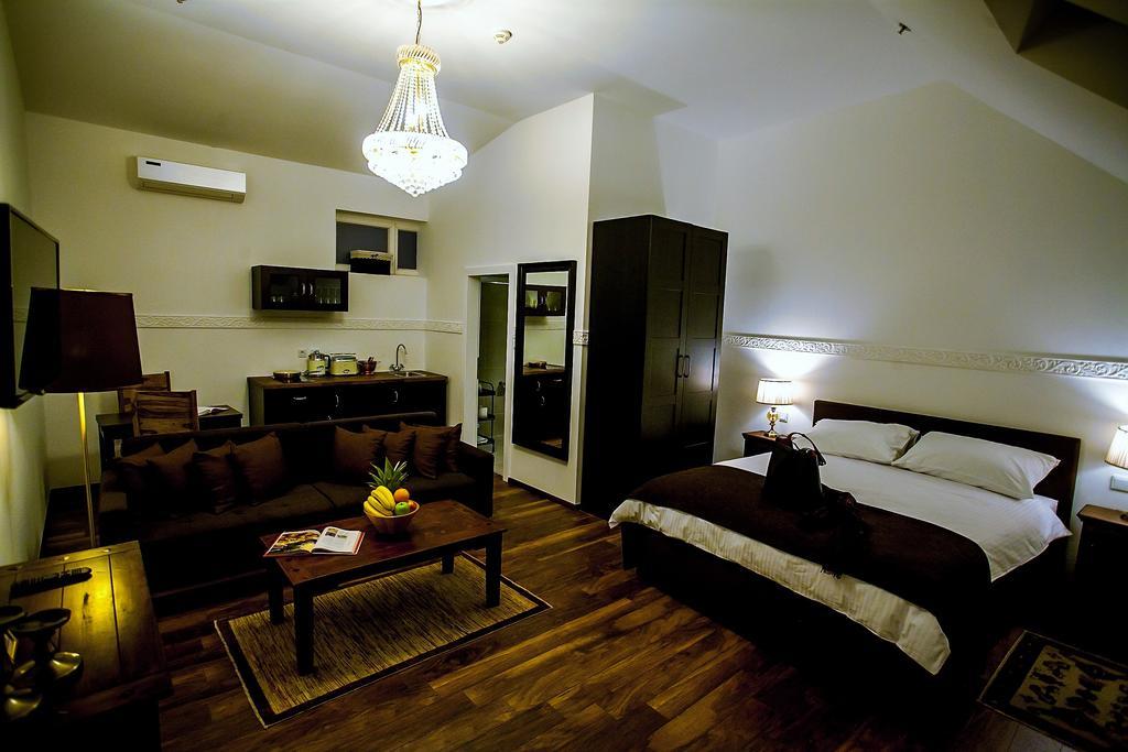 Flex Selfcheckins - Zagreb - Hostel - 8 Rooms - City Centre Exterior foto