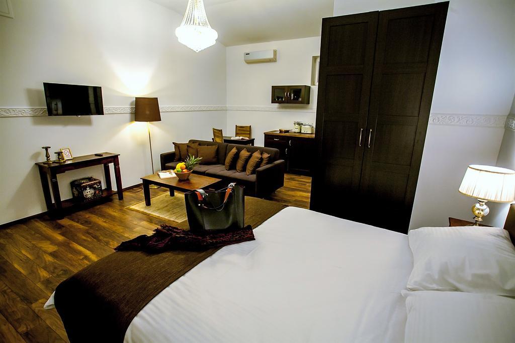 Flex Selfcheckins - Zagreb - Hostel - 8 Rooms - City Centre Exterior foto